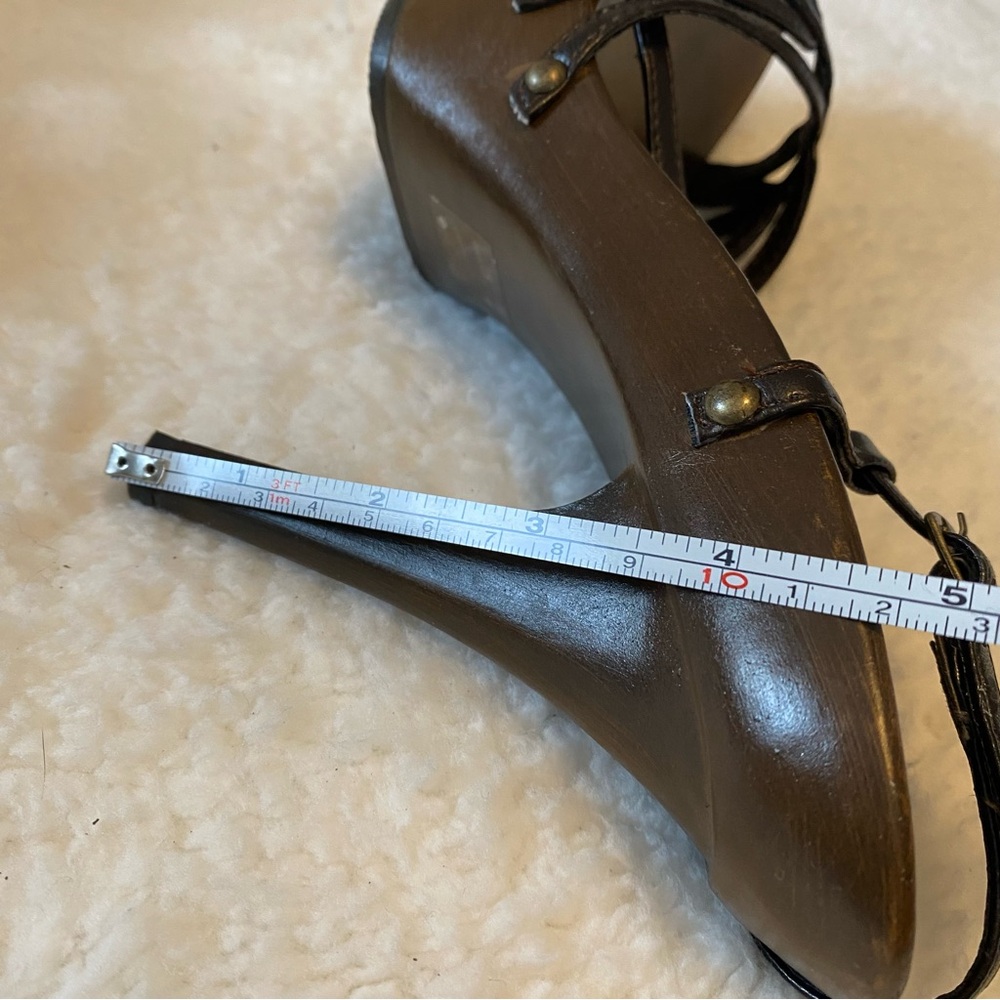 Newport News Size 7 Brown Platform Sandals - Picture 8 of 11
